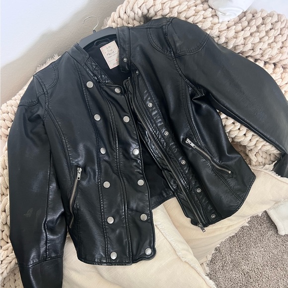 Free People - We the Free Vegan Leather Jacket - Picture 4 of 6